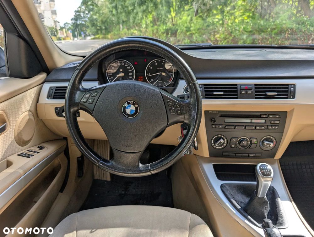 BMW Seria 3 - 7