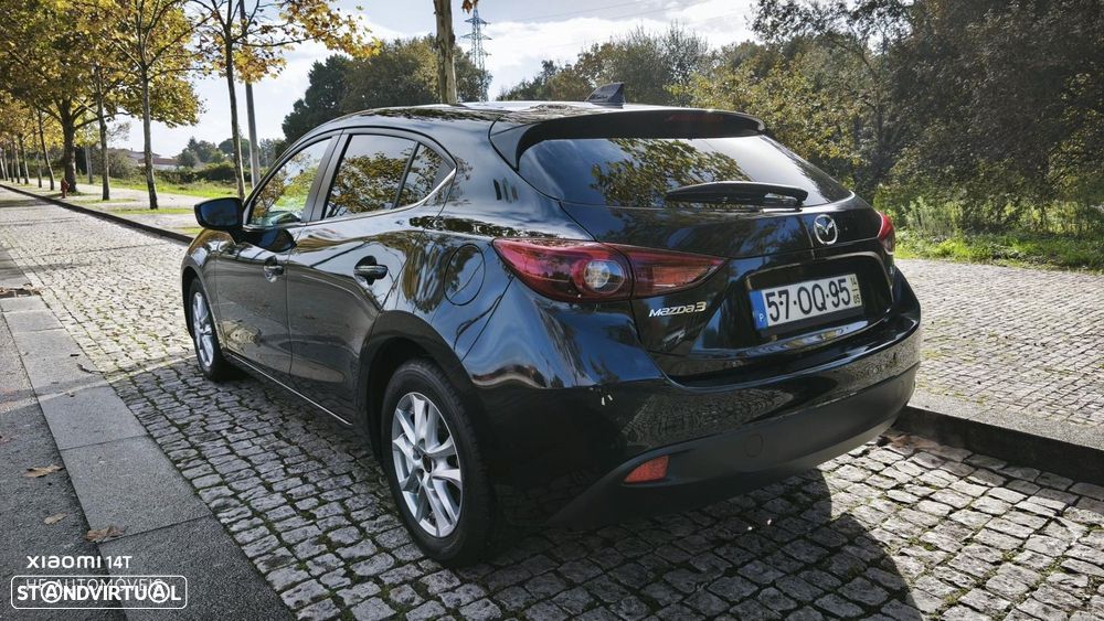 Mazda 3 1.5 Sky-G Evolve - 4
