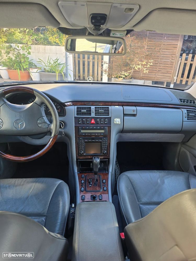 Mercedes-Benz E 320 CDi Avantgarde - 19