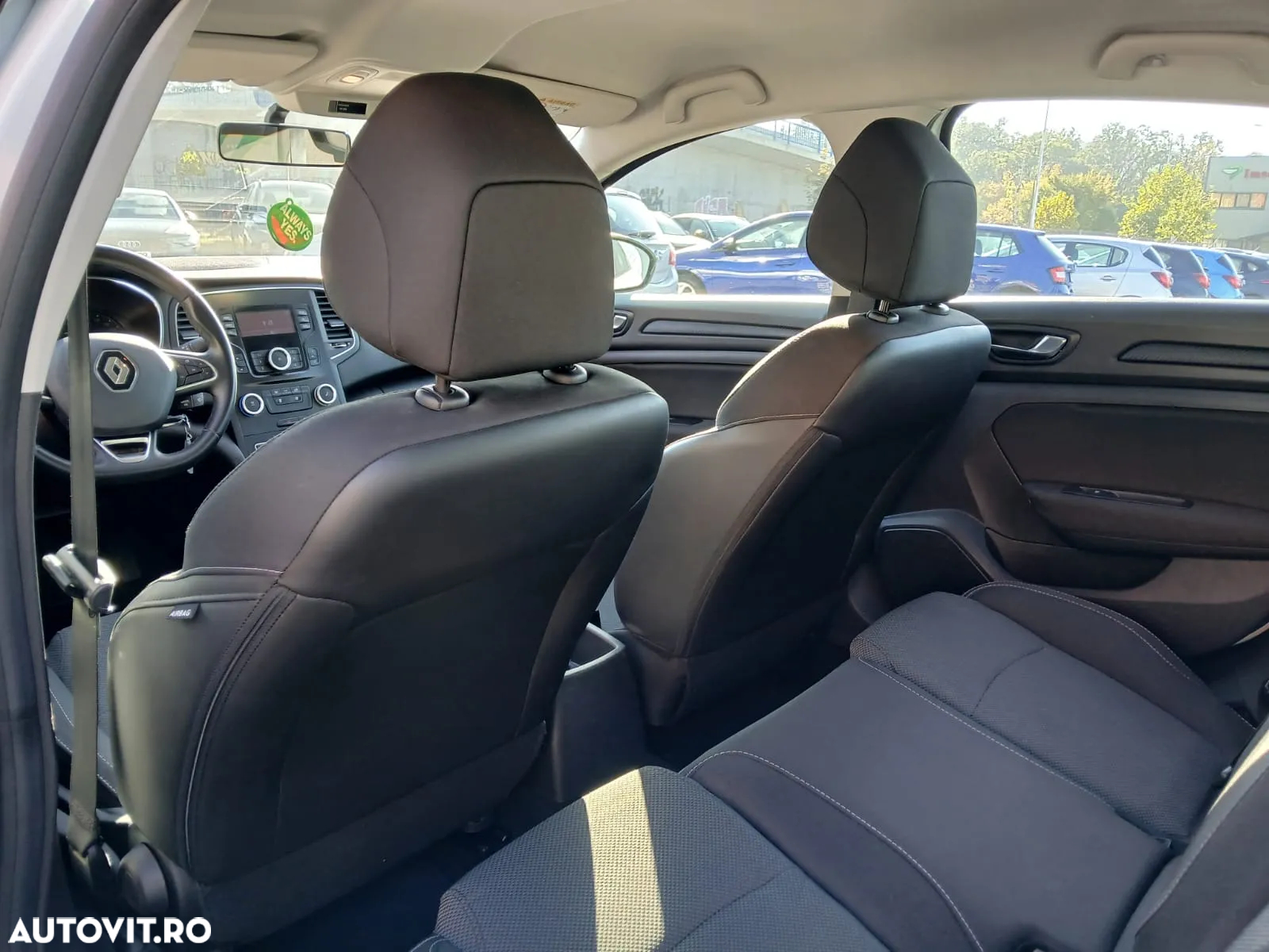 Renault Megane TCe 114 GPF Life - 6