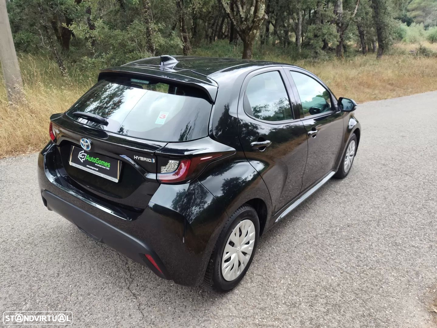 Toyota Yaris 1.5 HDF Comfort Plus - 10