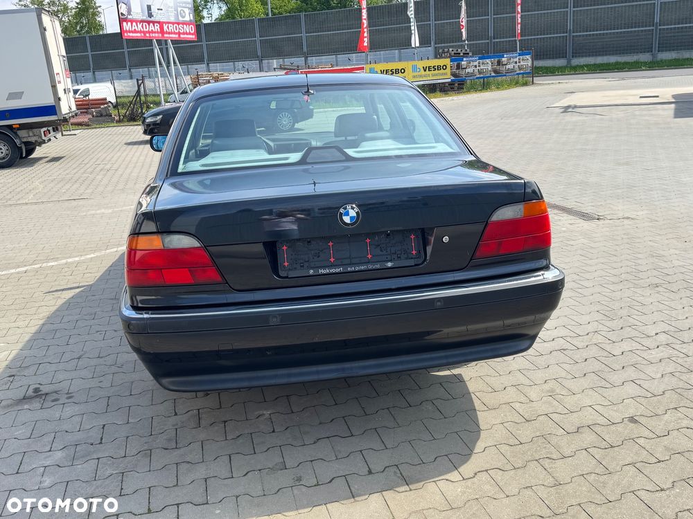 BMW Seria 7 - 9