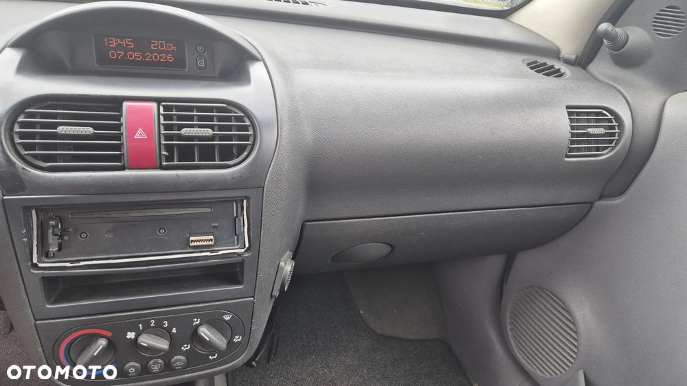 Opel Combo C - 11
