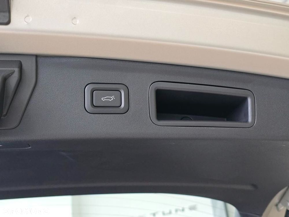 Bestune T90 2.0T Elegance - 8