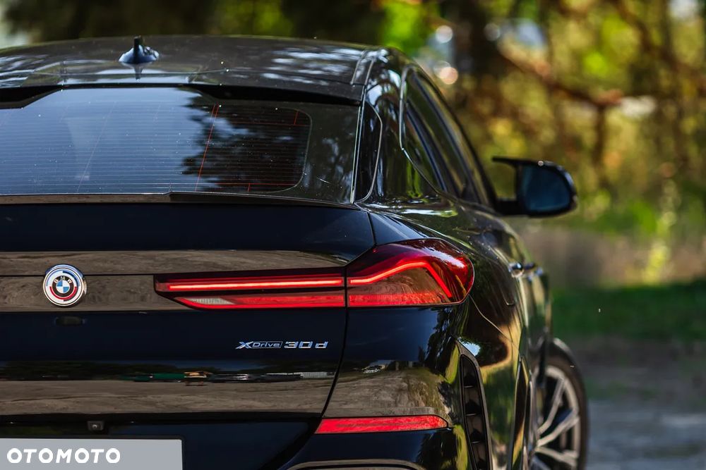 BMW X6 xDrive30d mHEV - 14