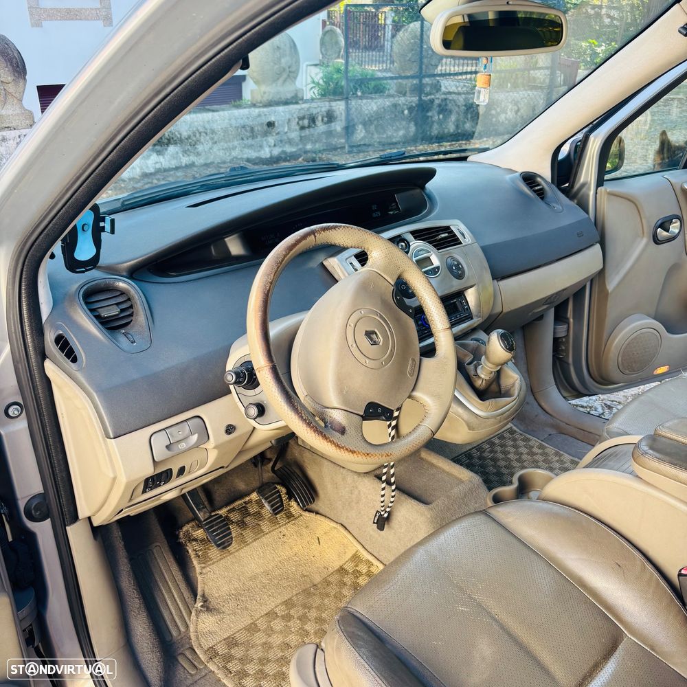 Renault Scénic 1.9 dCi Confort Privilege - 9