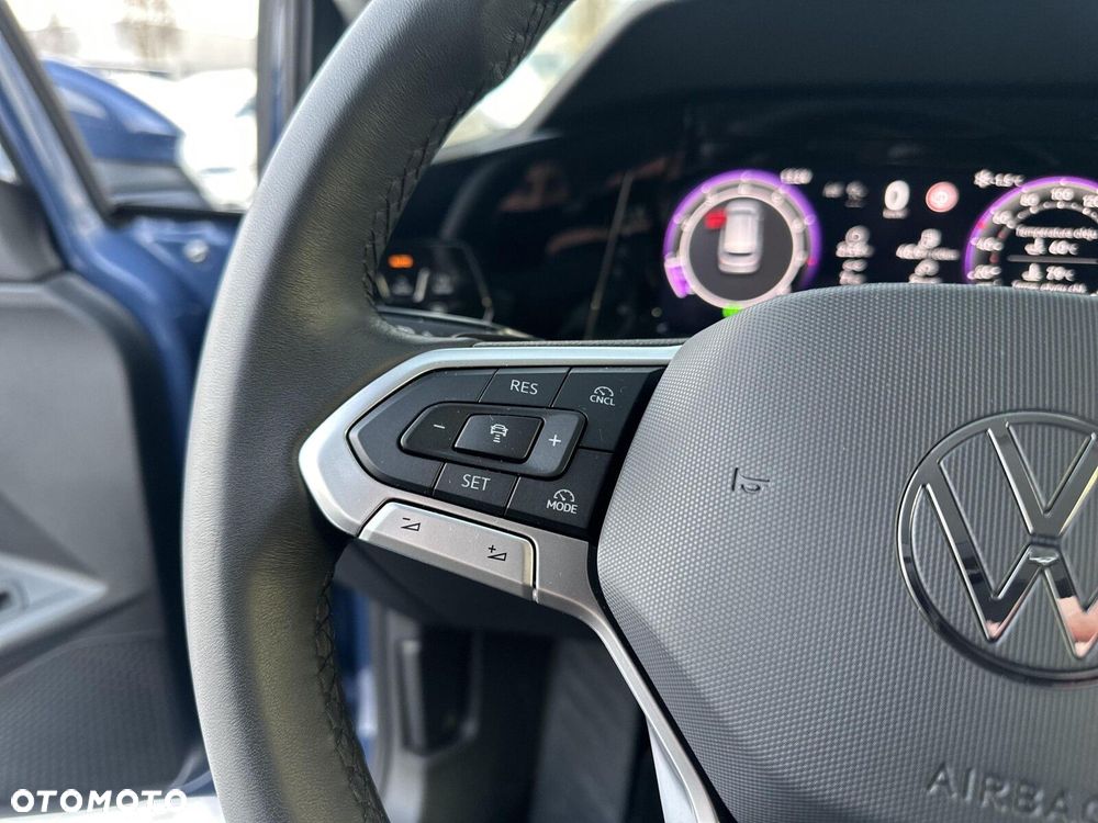 Volkswagen Golf - 26