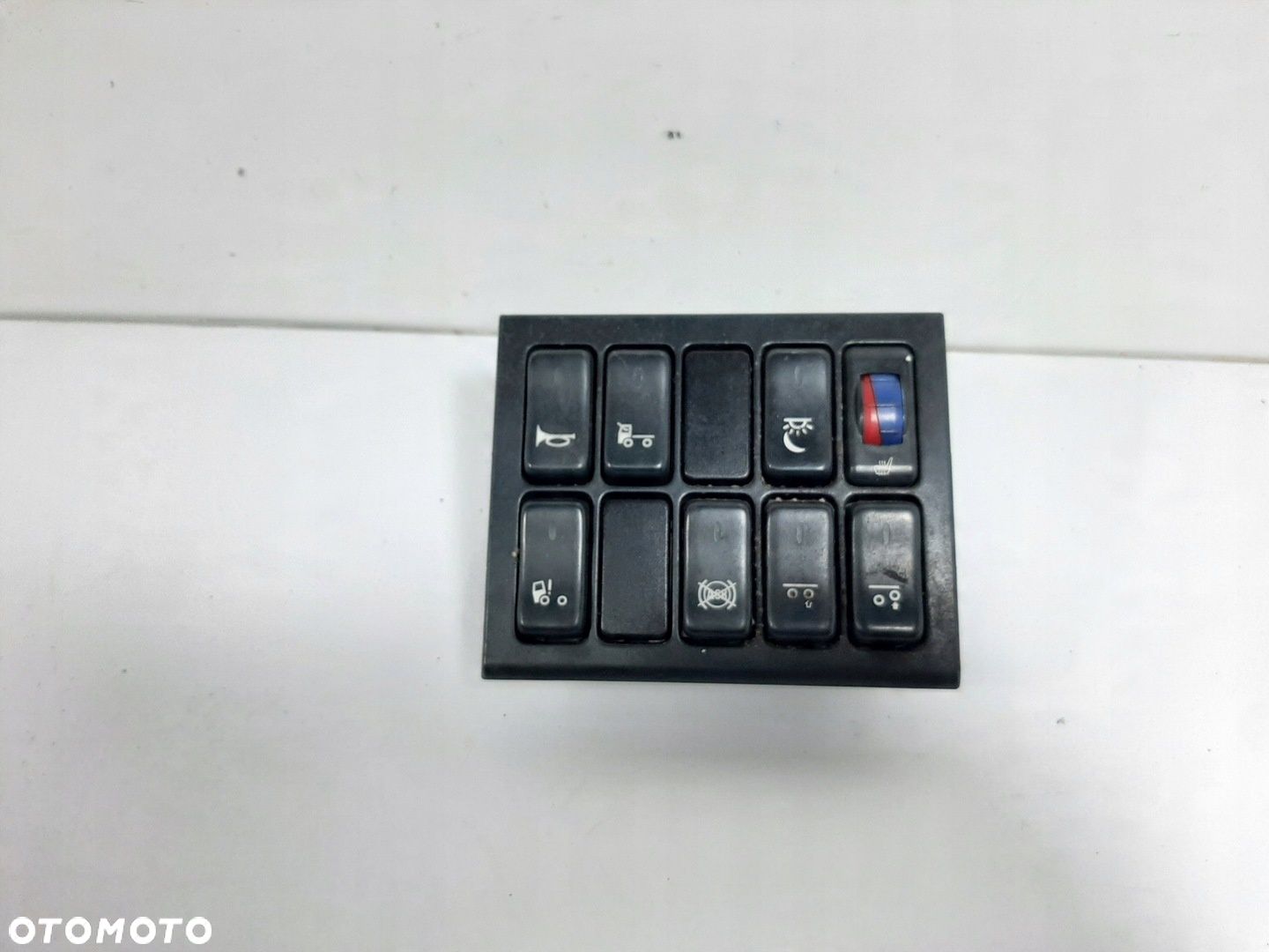 MAN TGA 26.430 H21 6x2 EUR4 05R PANEL PRZELACZNIKOW 81259070300 81255030255 - 1