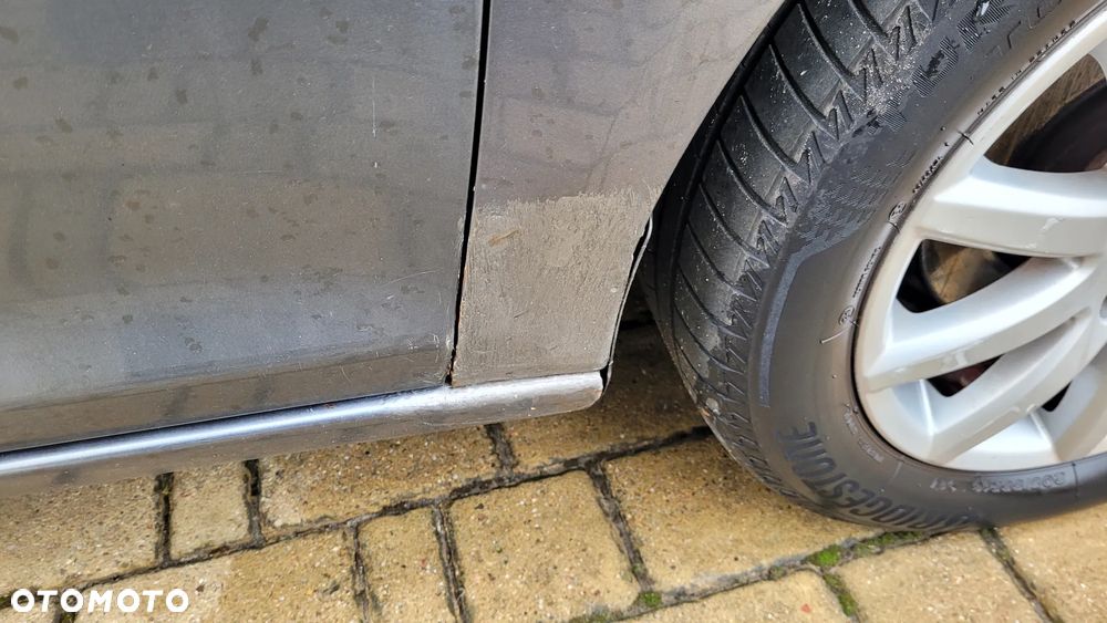 Volkswagen Jetta 1.9 TDI Comfortline - 11