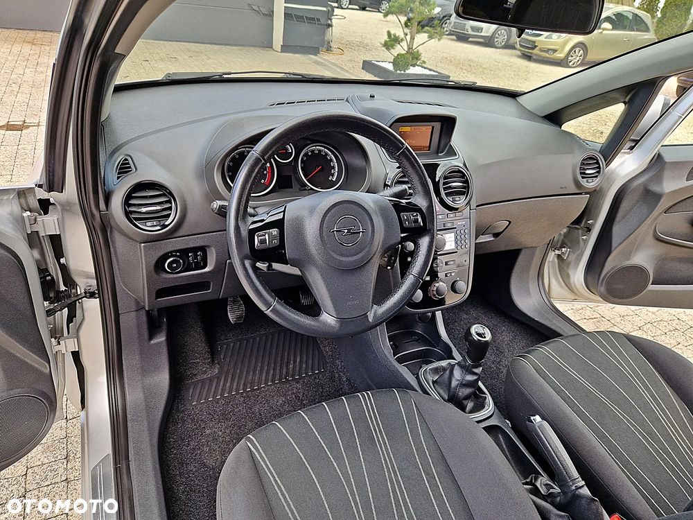 Opel Corsa - 4