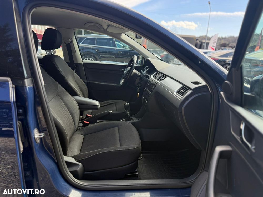 Skoda RAPID 1.6 TDI Ambition - 12