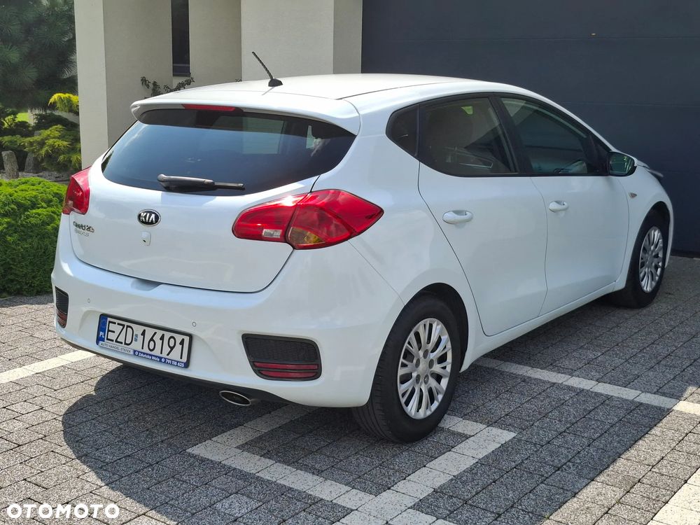 Kia Ceed 1.4 CVVT Attract plus - 15