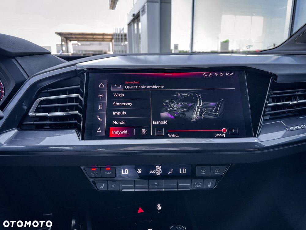 Audi Q4 e-tron - 32