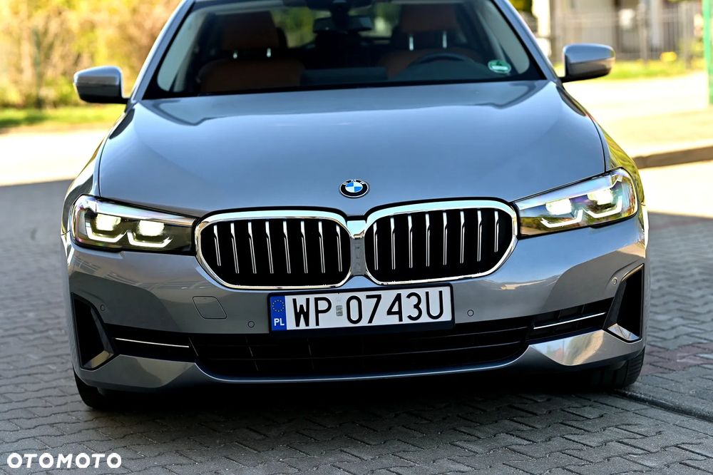 BMW Seria 5 520i - 3