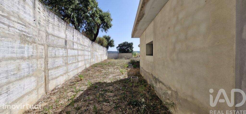 Casa / Villa T3 em Rio Maior de 209,00 m2 - Grande imagem: 4/30