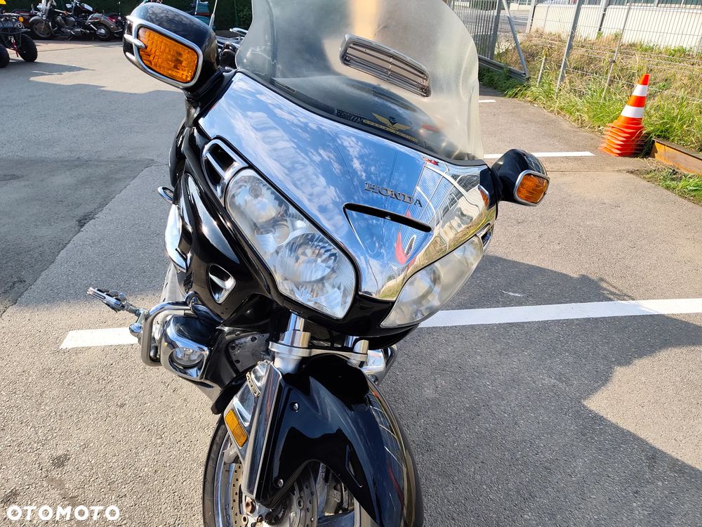 Honda GL - 5