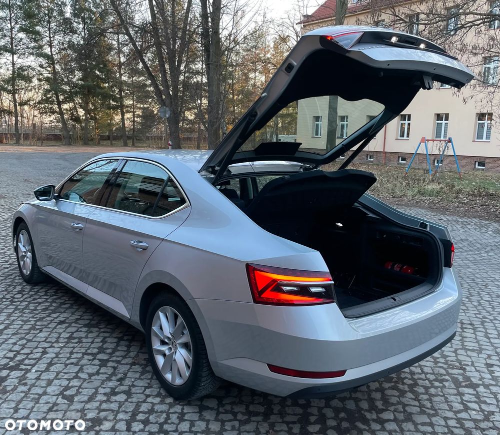 Skoda Superb 1.5 TSI ACT Style - 14
