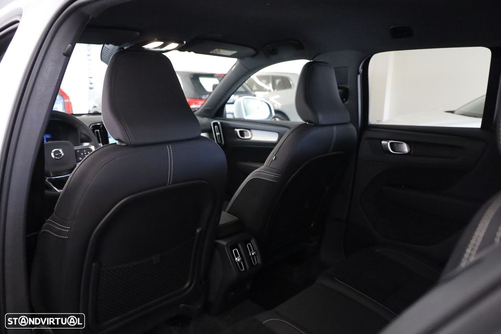 Volvo XC 40 2.0 B3 Core - 13