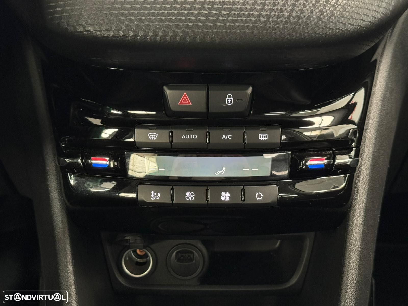 Peugeot 2008 1.2 PureTech Allure - 35