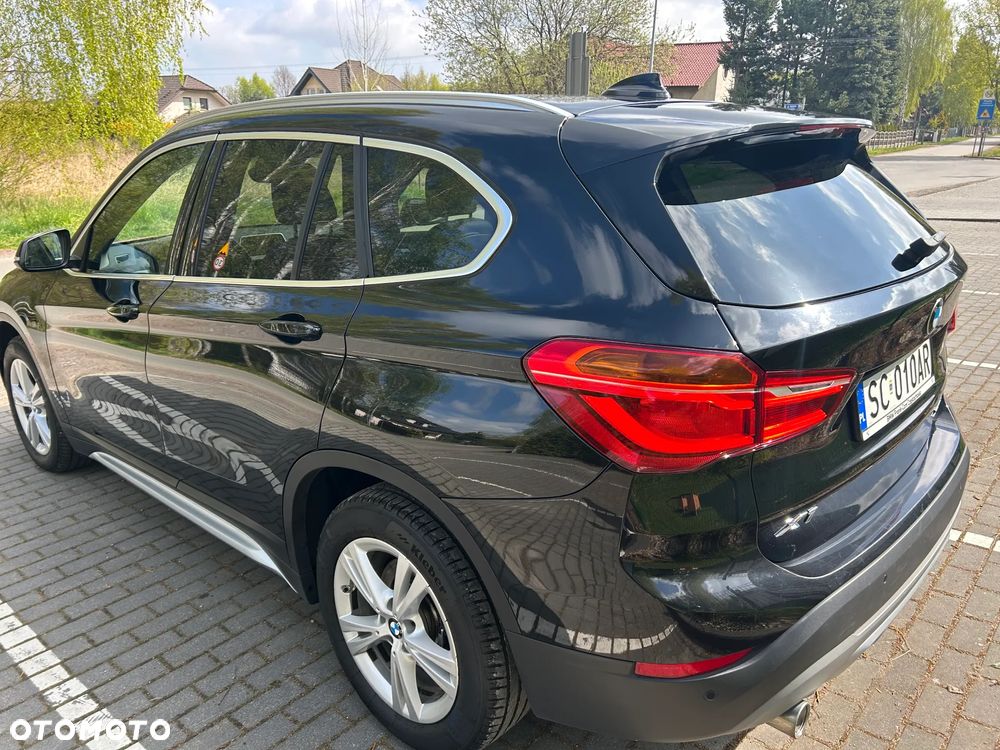BMW X1 xDrive20d xLine - 5