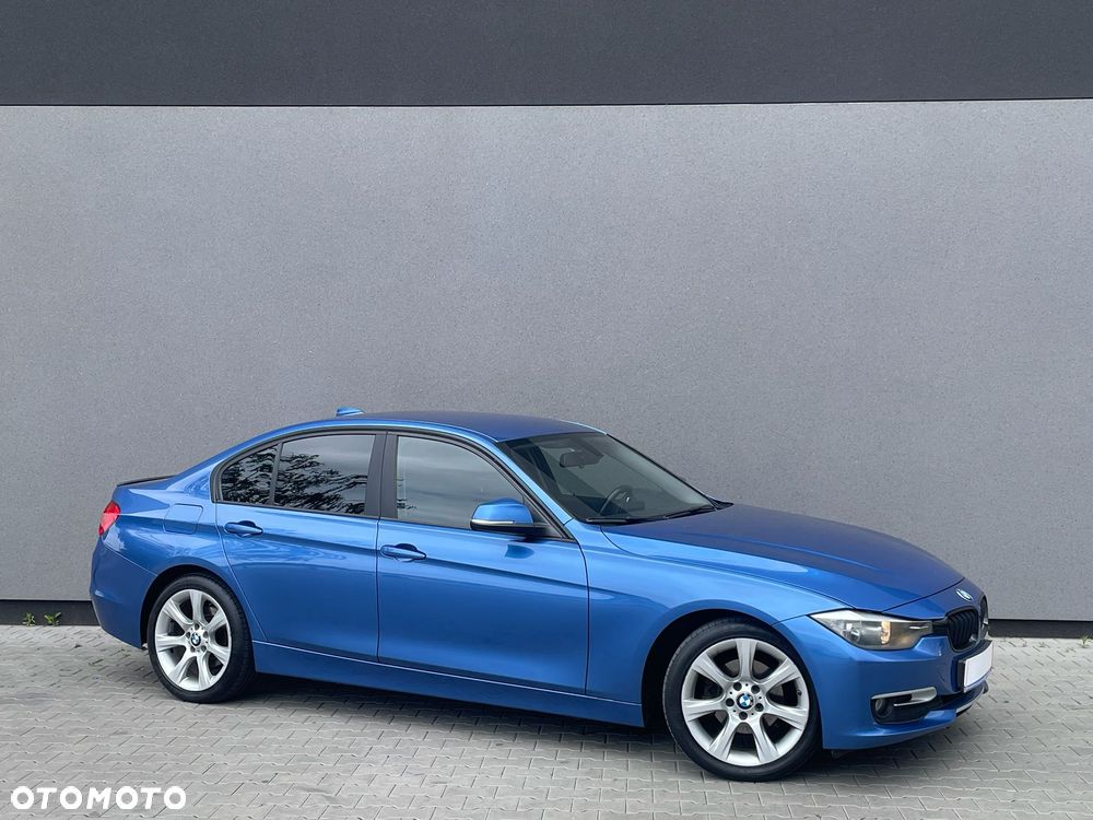 BMW Seria 3 320d Sport-Aut Blue Performance - 11