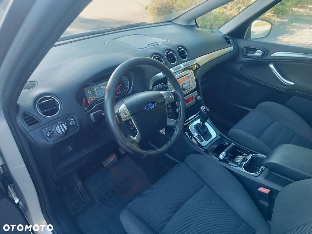 Ford S-Max 2.0 EcoBoost Titanium - 11