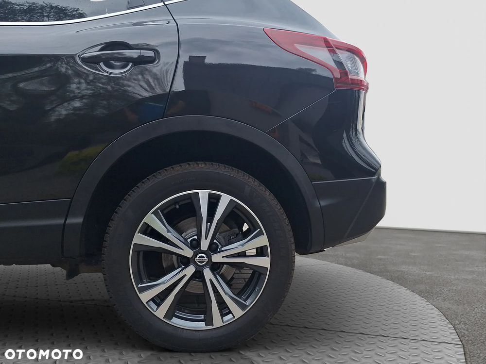 Nissan Qashqai 1.3 DIG-T N-Connecta - 26