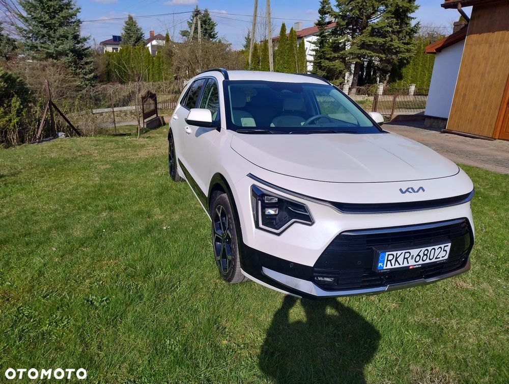 Kia Niro 1.6 GDI Hybrid Business Line - 28