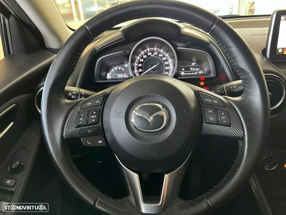 Mazda 2 1.5 Sky.Evolve Navi - 9
