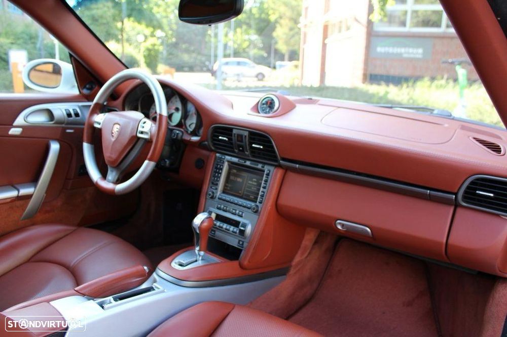 Porsche 911 (997) Carrera Tiptronic S - 33