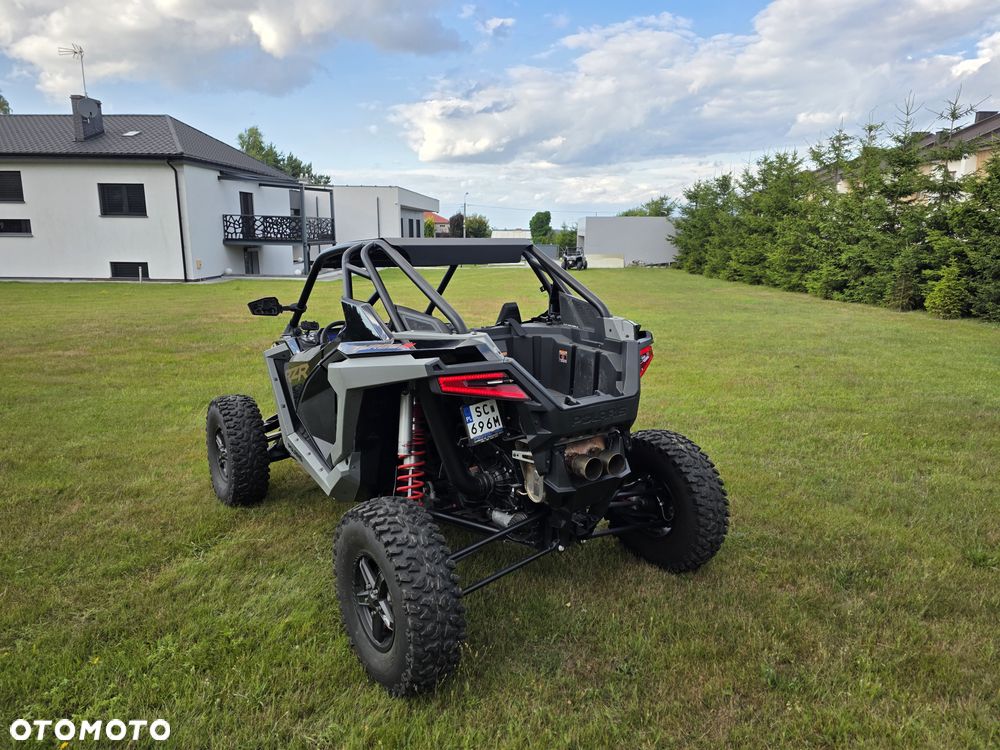 Polaris RZR - 13