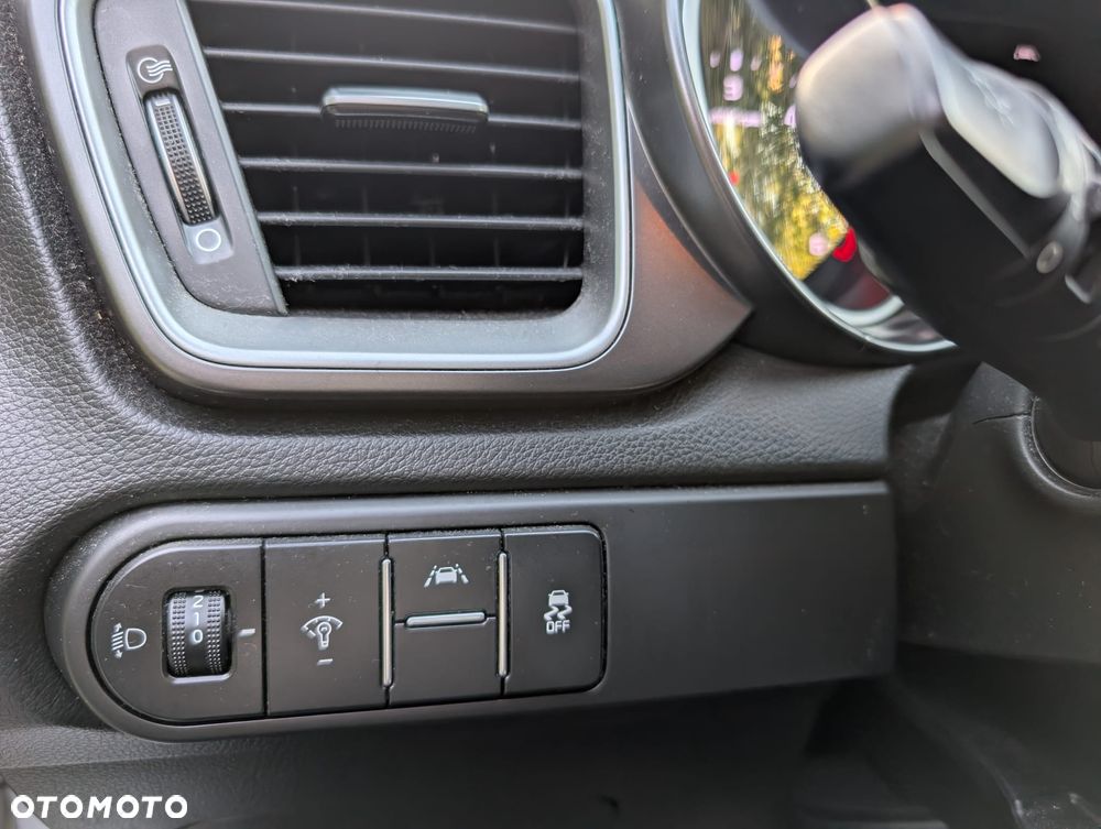Kia Ceed - 3