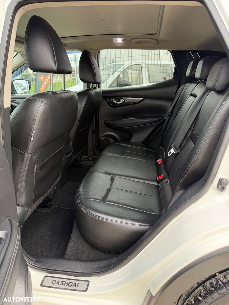 Nissan Qashqai 1.6 DCI Xtronic TEKNA - 12