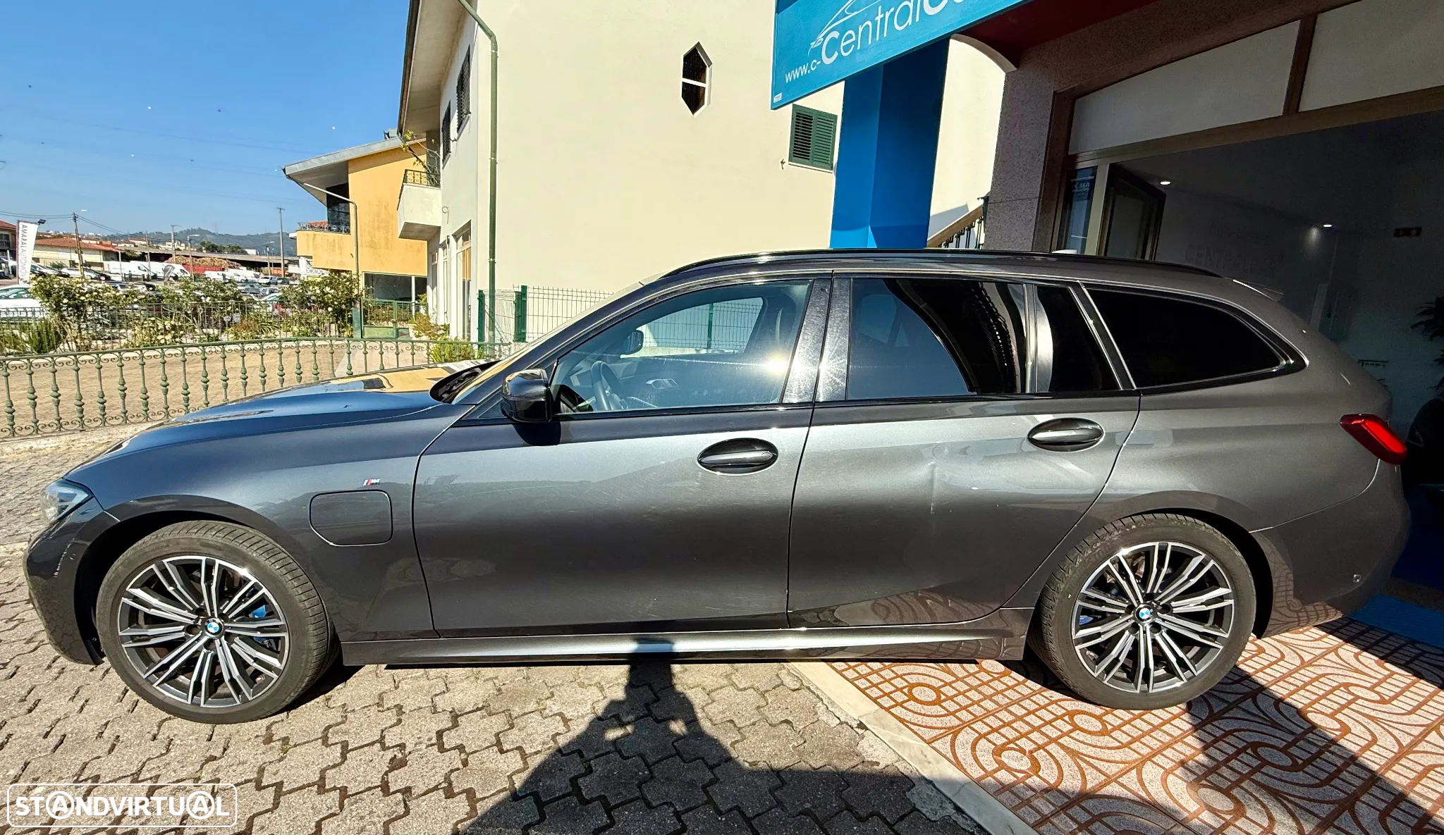 BMW 330 e Touring Pack M Auto - 7
