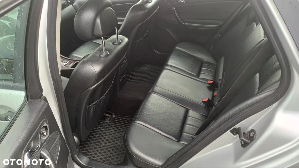 Mercedes-Benz Klasa C 200 T CDI Automatik Classic - 9