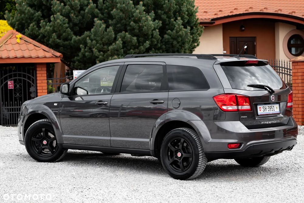 Fiat Freemont 2.0 Multijet 16V DPF Automatik Allrad Black Code - 12