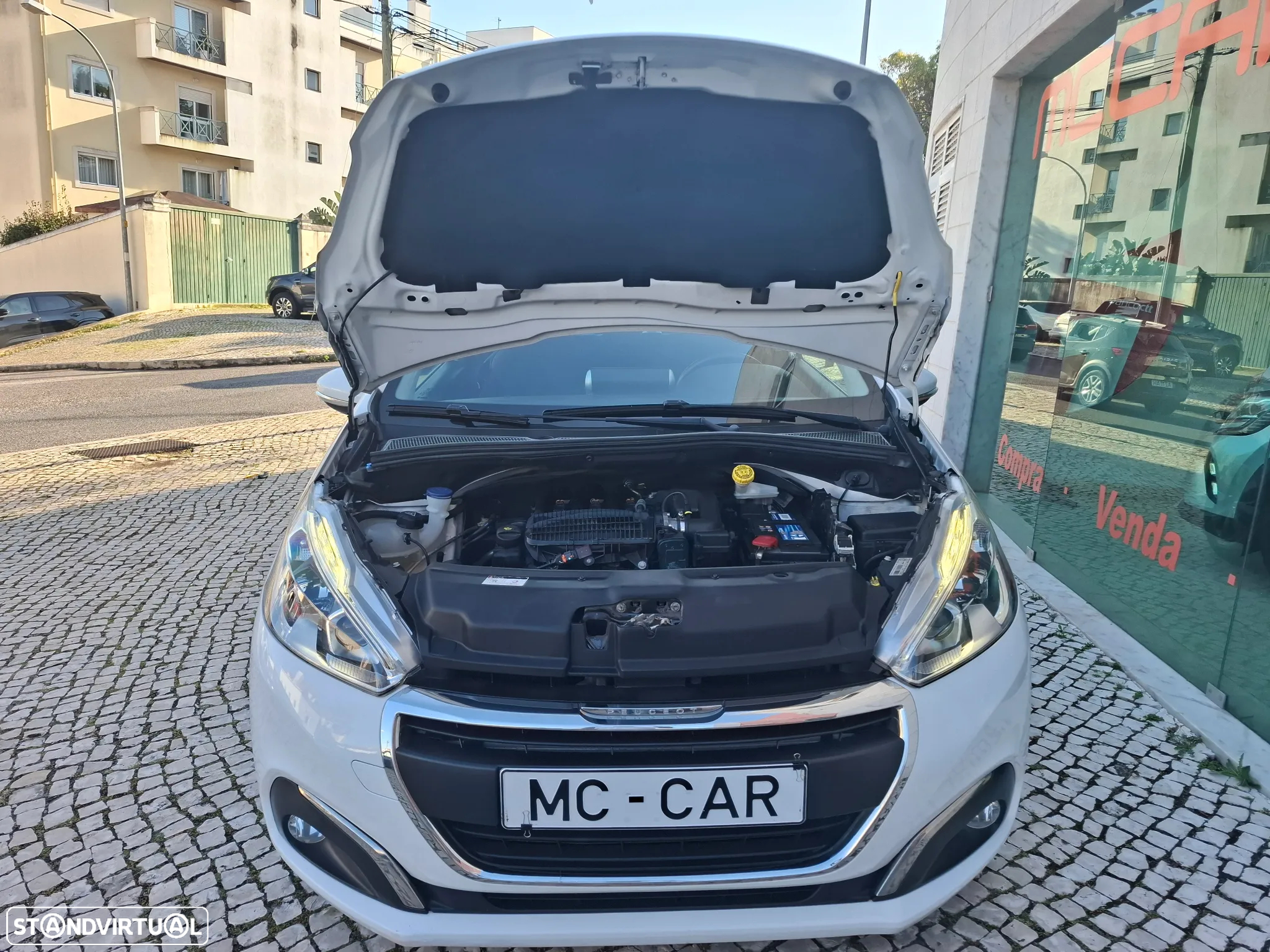 Peugeot 208 1.2 PureTech Active - 44