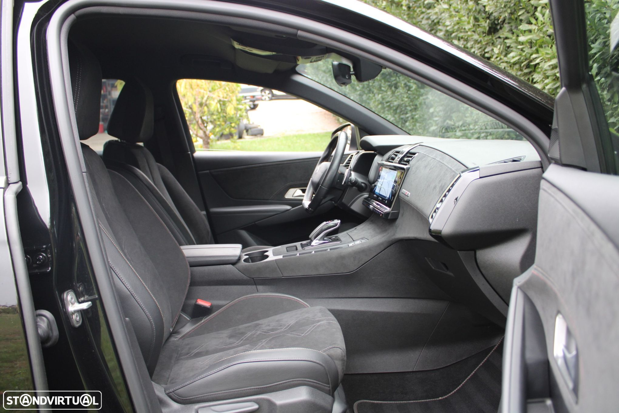 DS DS7 Crossback E-Tense Performance Line EAT8 - 41