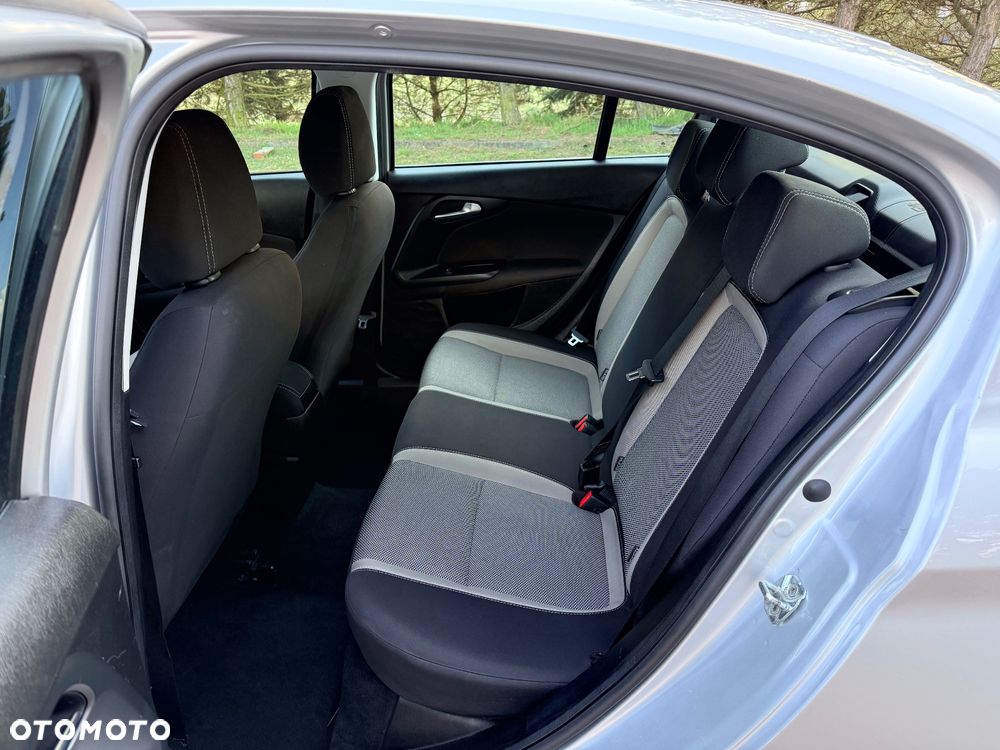 Fiat Tipo 1.4 16V Lounge - 12