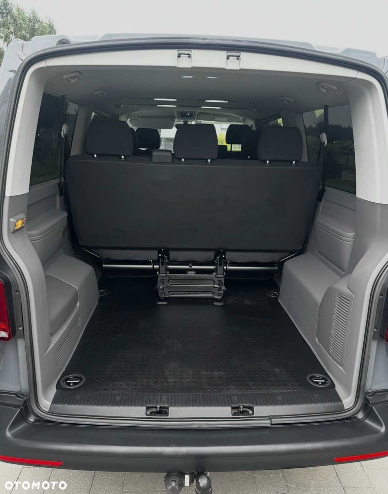 Volkswagen Caravelle - 5