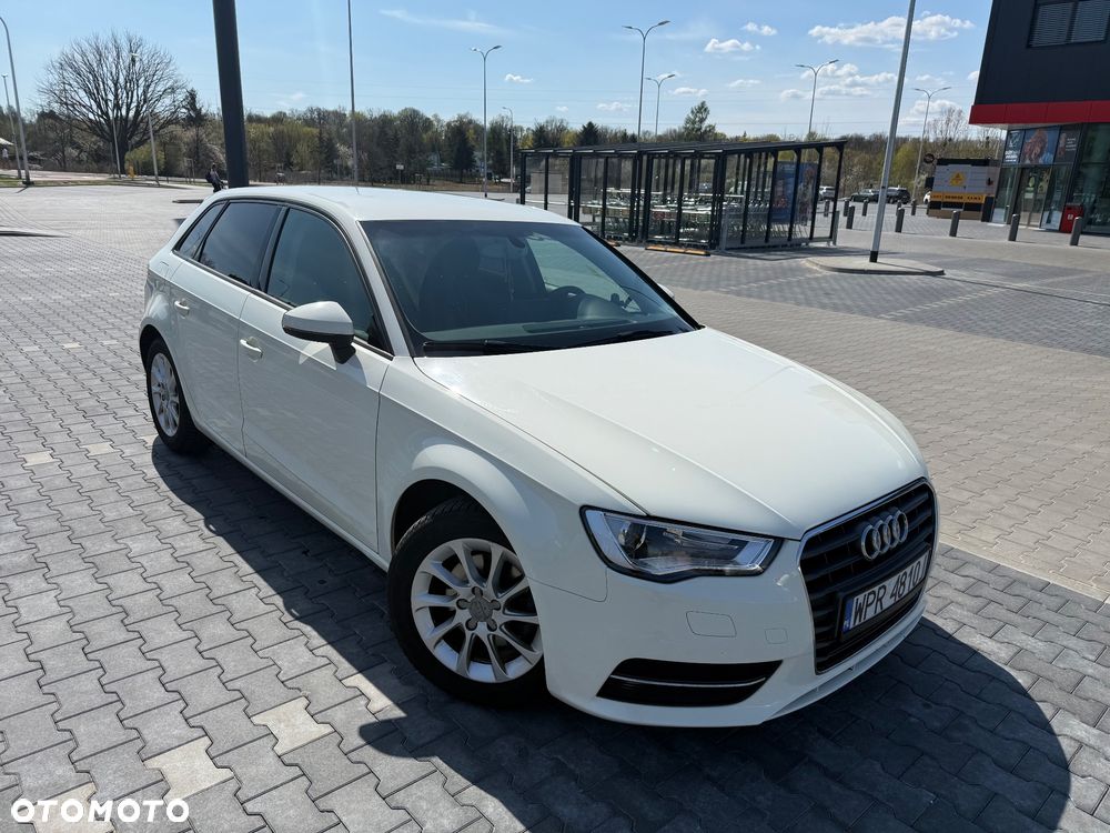 Audi A3 Sportback 2.0 TDI S tronic Ambiente - 1