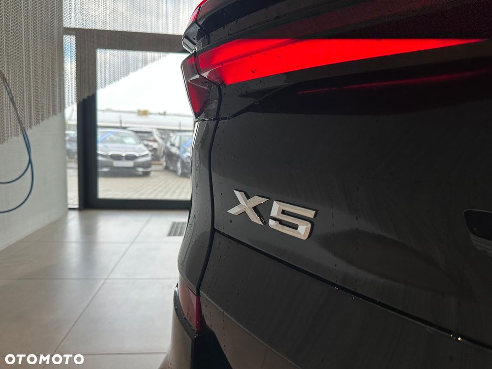 BMW X5 xDrive30d mHEV M Sport sport - 11