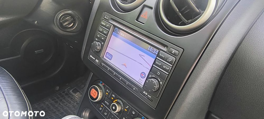 Nissan Qashqai 2.0 dCi 4x4 Tekna Premium - 3