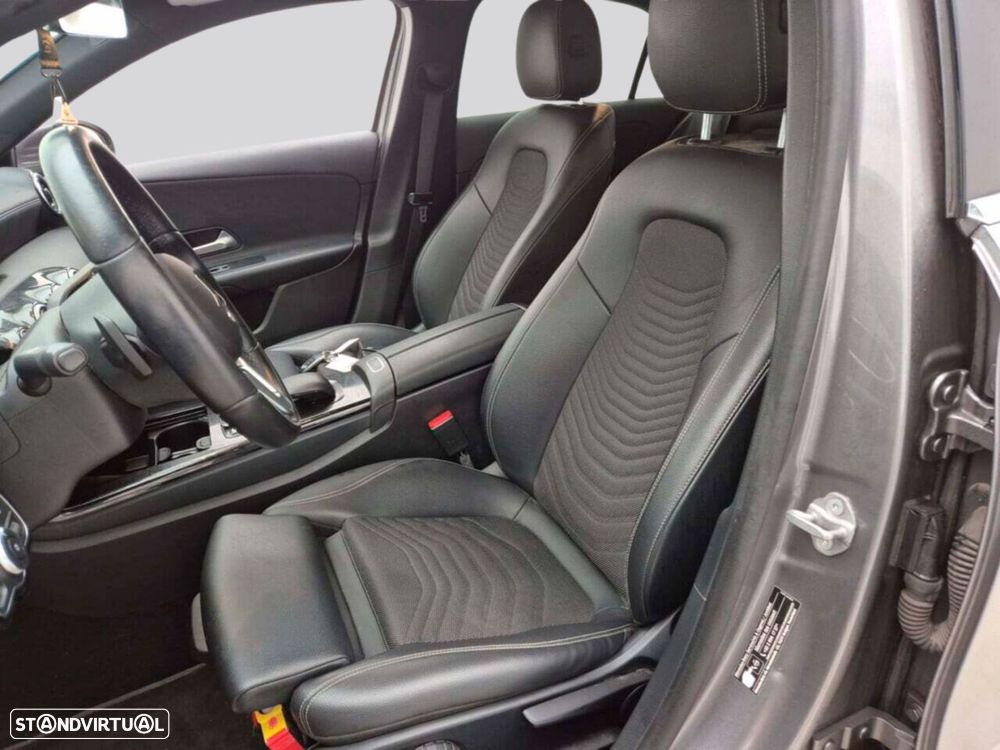 Mercedes-Benz A 250 - 4