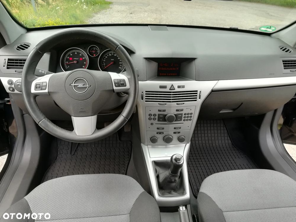 Opel Astra 1.4 Caravan Cosmo - 12