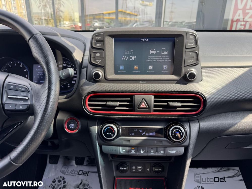 Hyundai KONA - 14