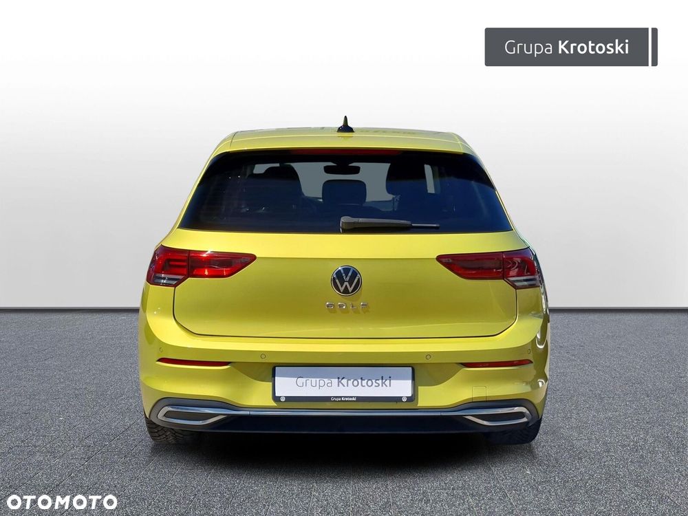 Volkswagen Golf - 11