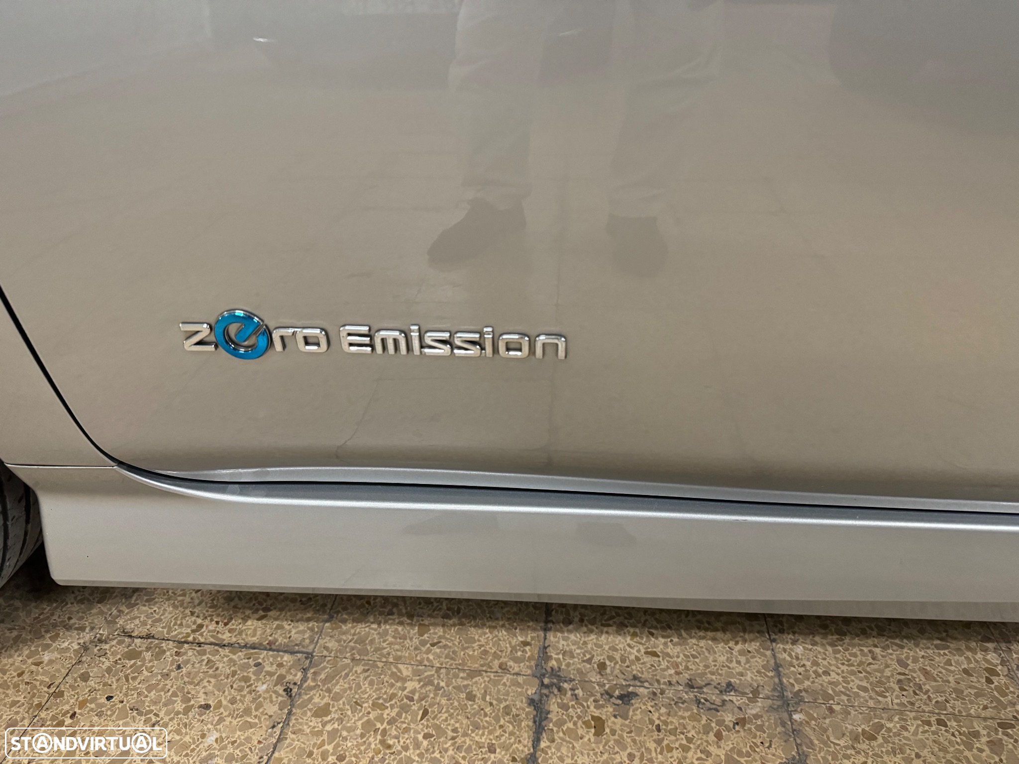 Nissan Leaf N-Connecta Two Tone - 7