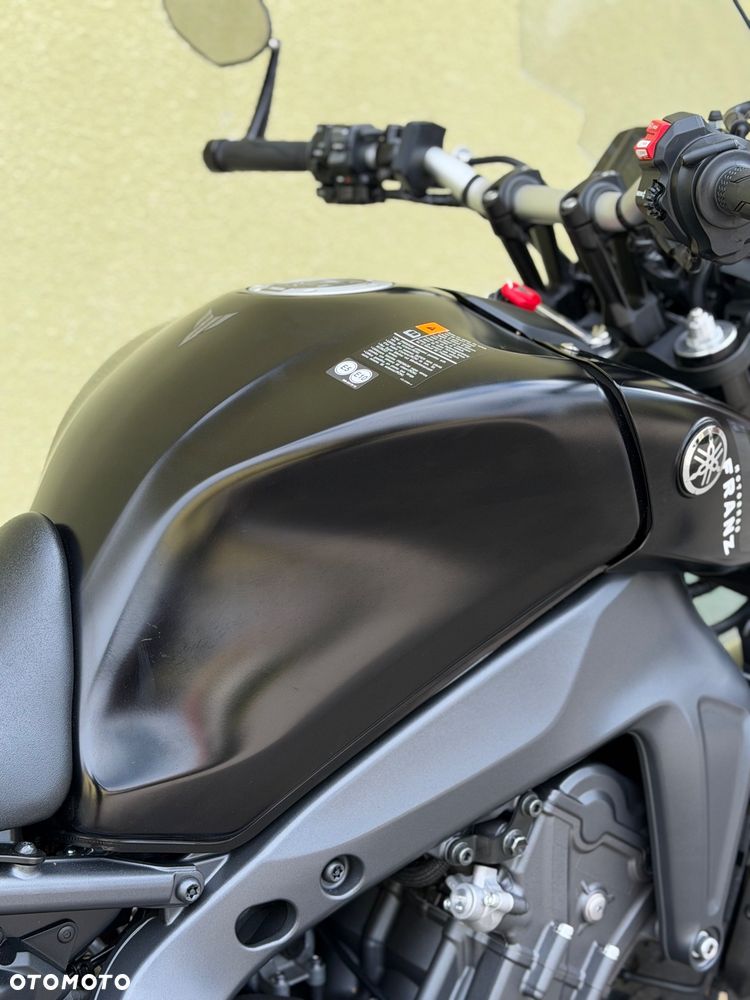 Yamaha MT - 16