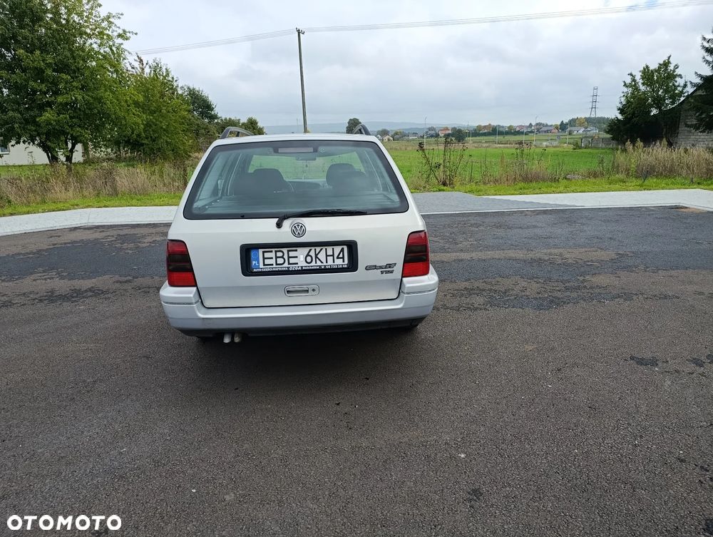 Volkswagen Golf 1.9 TDI - 5